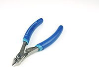Tapered-Relieved Hard Wire Cutter