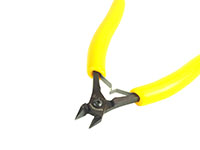 Midsize Tapered-Relieved Flush Cutter with Ergo Handle