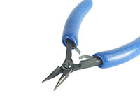 Small Snipe Nose Plier with Smooth Jaw
