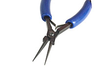 Midsize Needle Nose Plier with Smooth Jaw