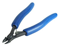 Small Oval-Relieved Super Flush Cutter with Ergo Handle