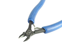 Midsize Oval-Relieved Super Flush Cutter with Ergo Handle and Lead Catcher