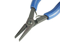 Large Flat Nose #0 Plier with Serrated Jaw and Ergo Handle