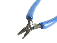 Midsize Long Nose Plier with Ergo Handle, Grooved for Spade Connector